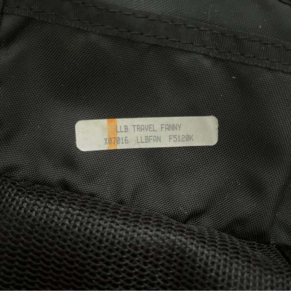 Vintage L.L. Bean Classic Black Waist Bag - Picture 7 of 7